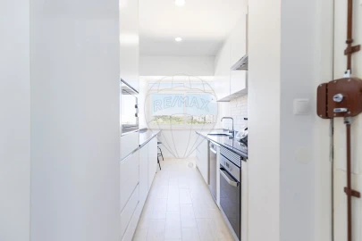 Apartamento T4 para Venda em Beato