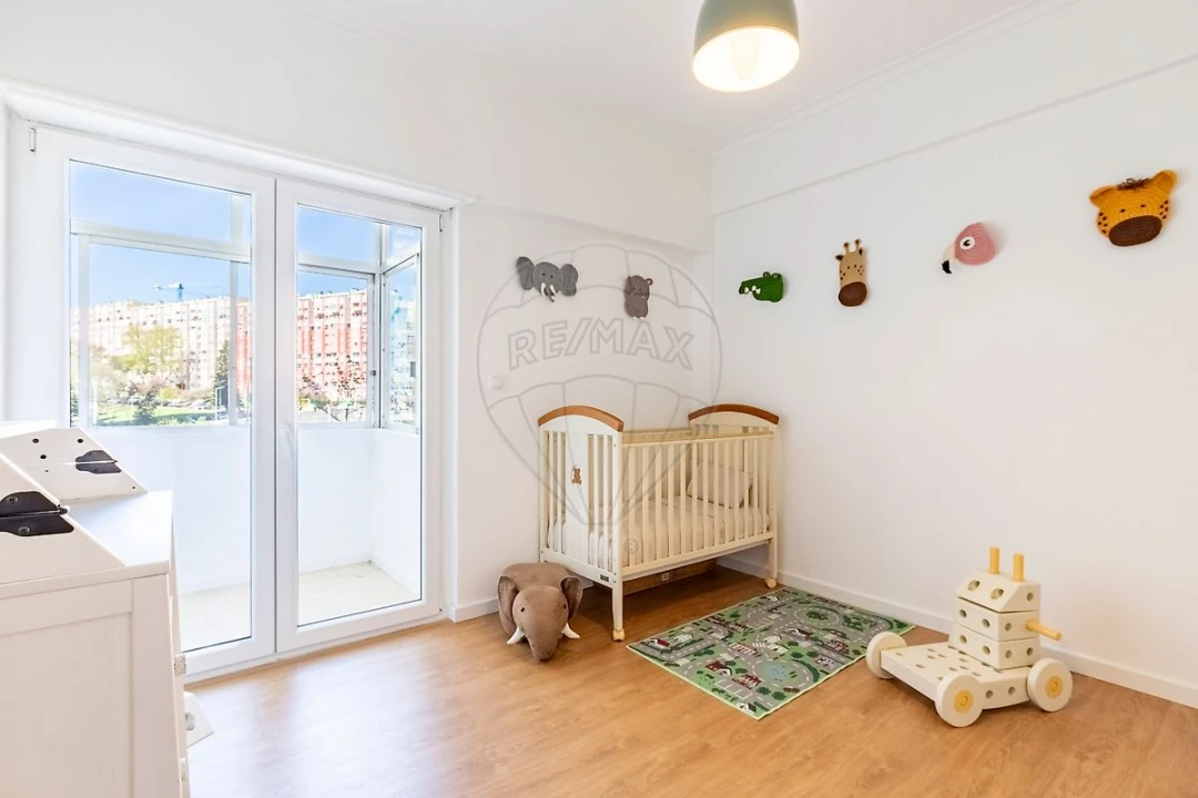 Apartamento T4 para Venda em Beato Foto 30