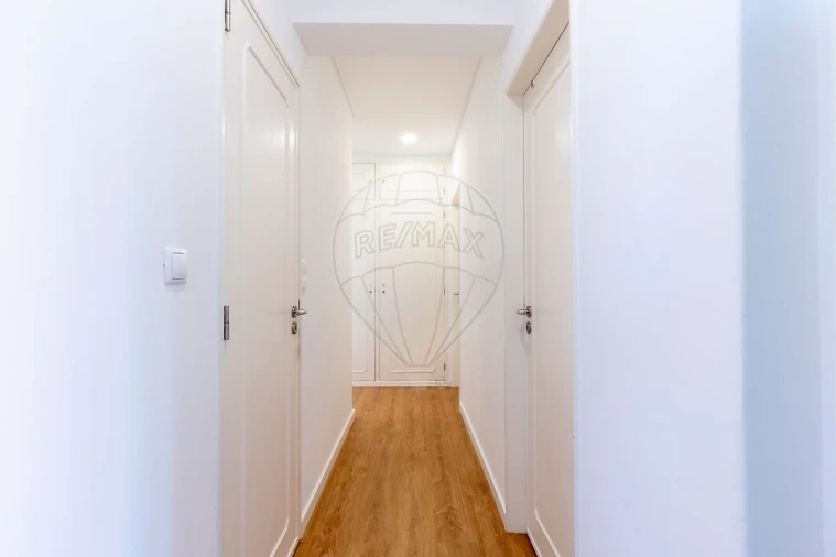 Apartamento T4 para Venda em Beato Foto 40