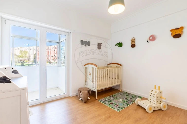 Apartamento T4 para Venda em Beato Foto 30