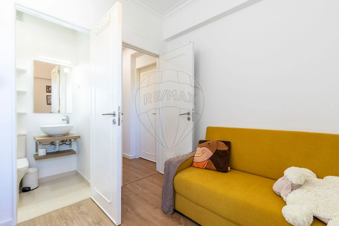 Apartamento T4 para Venda em Beato Foto 38