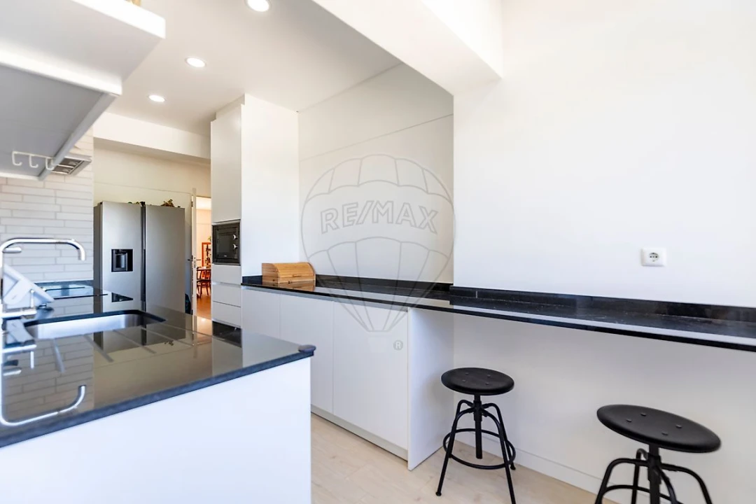 Apartamento T4 para Venda em Beato Foto 14