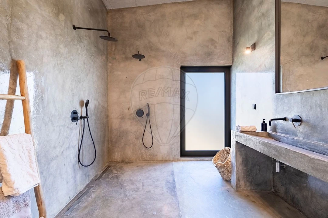 Moradia T4 para Venda em Silveira Foto 19