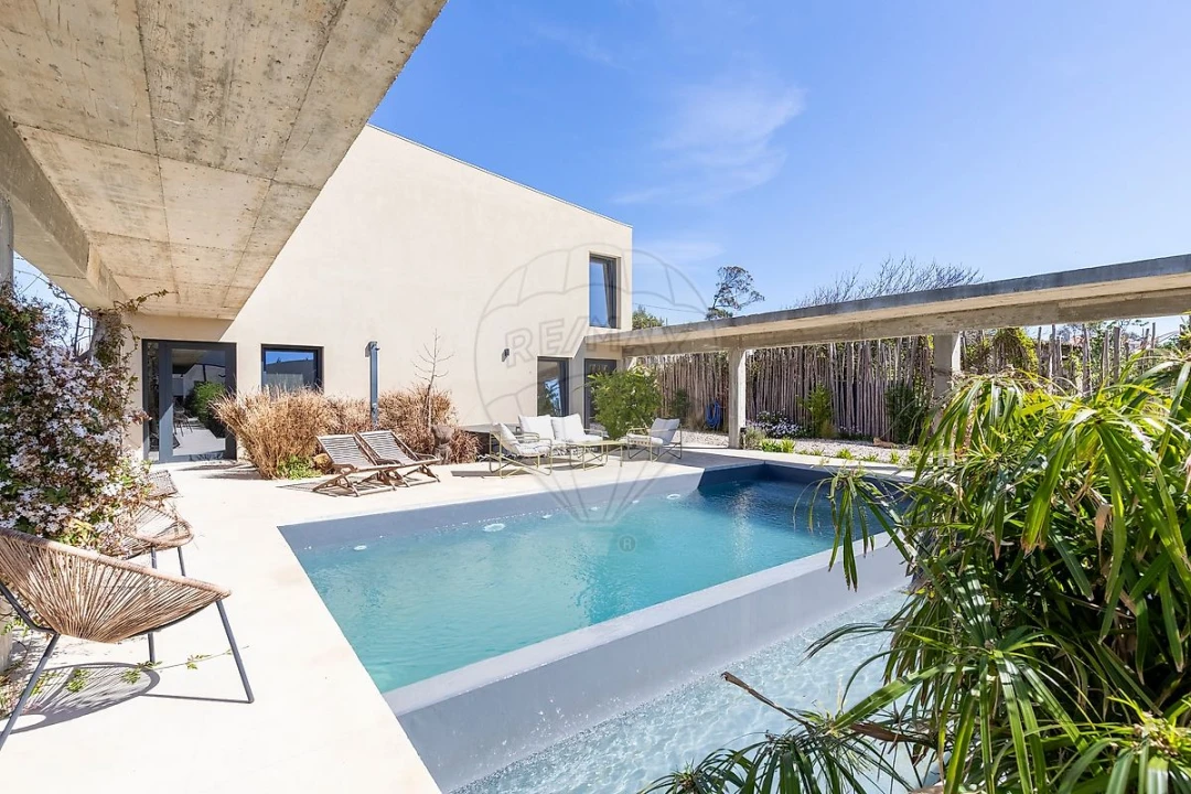 Moradia T4 para Venda em Silveira Foto 4