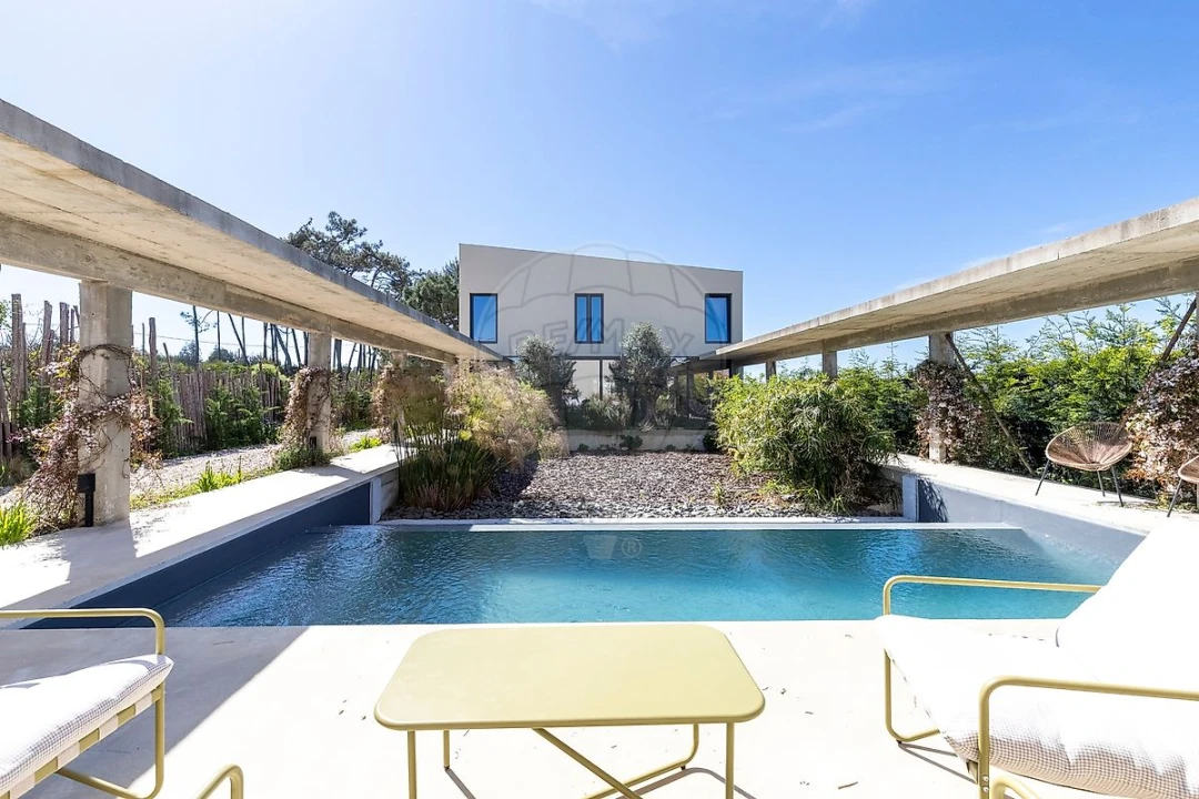 Moradia T4 para Venda em Silveira Foto 26