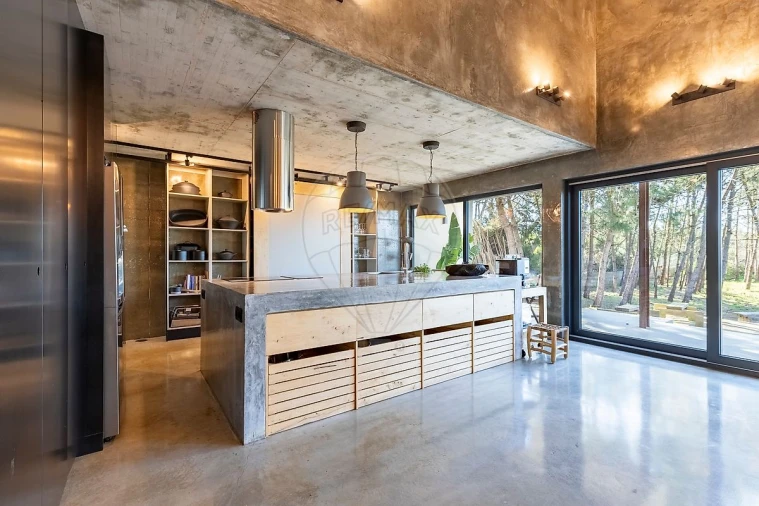 Moradia T4 para Venda em Silveira Foto 8