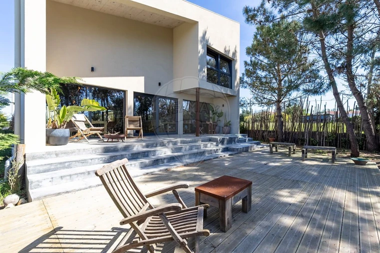 Moradia T4 para Venda em Silveira Foto 40