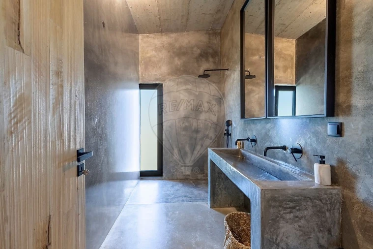 Moradia T4 para Venda em Silveira Foto 23