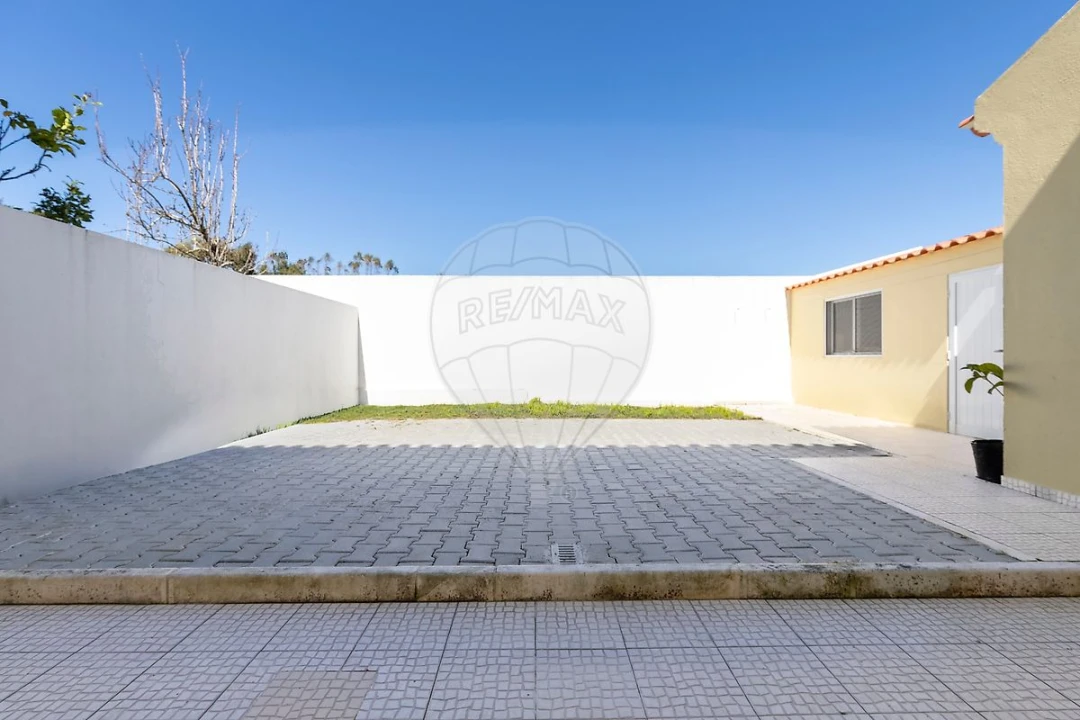 Moradia T3 para Venda em Lourinhã e Atalaia Foto 25