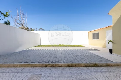 Moradia T3 para Venda em Lourinhã e Atalaia