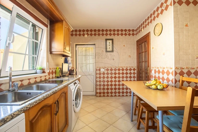 Moradia T3 para Venda em Lourinhã e Atalaia Foto 6