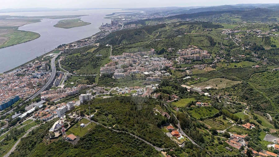 Terreno para Venda em Vila Franca de Xira Foto 9