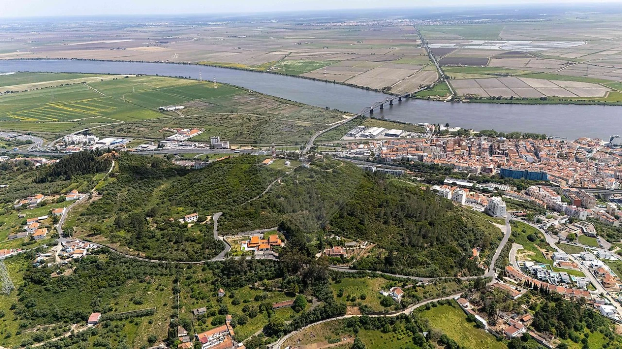 Terreno para Venda em Vila Franca de Xira Foto 13