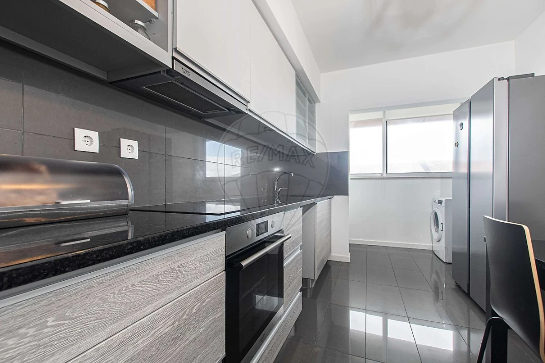 Apartamento T3 para Venda em Leiria, Pousos, Barreira e Cortes Foto 1