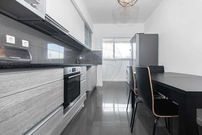 Apartamento T3 para Venda em Leiria, Pousos, Barreira e Cortes