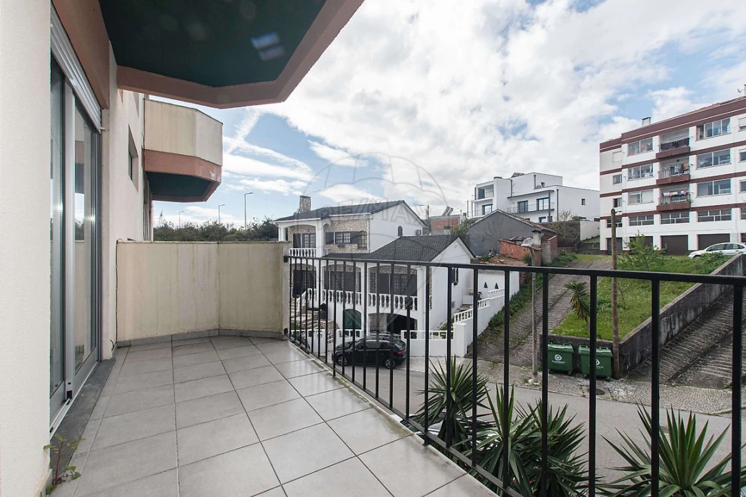Apartamento T3 para Venda em Leiria, Pousos, Barreira e Cortes Foto 14
