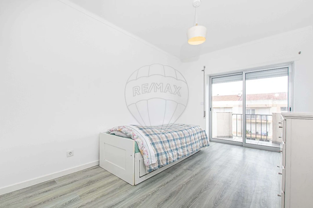 Apartamento T3 para Venda em Leiria, Pousos, Barreira e Cortes Foto 17