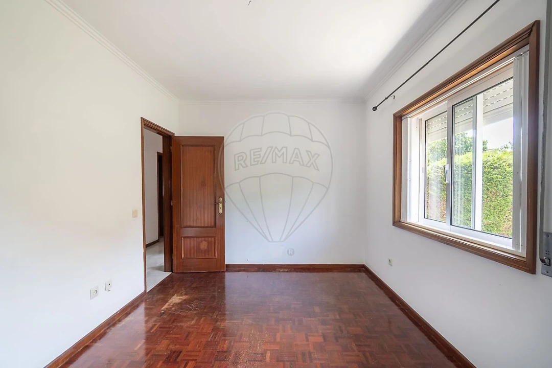 Apartamento T3 para Venda em Arrifana Foto 14