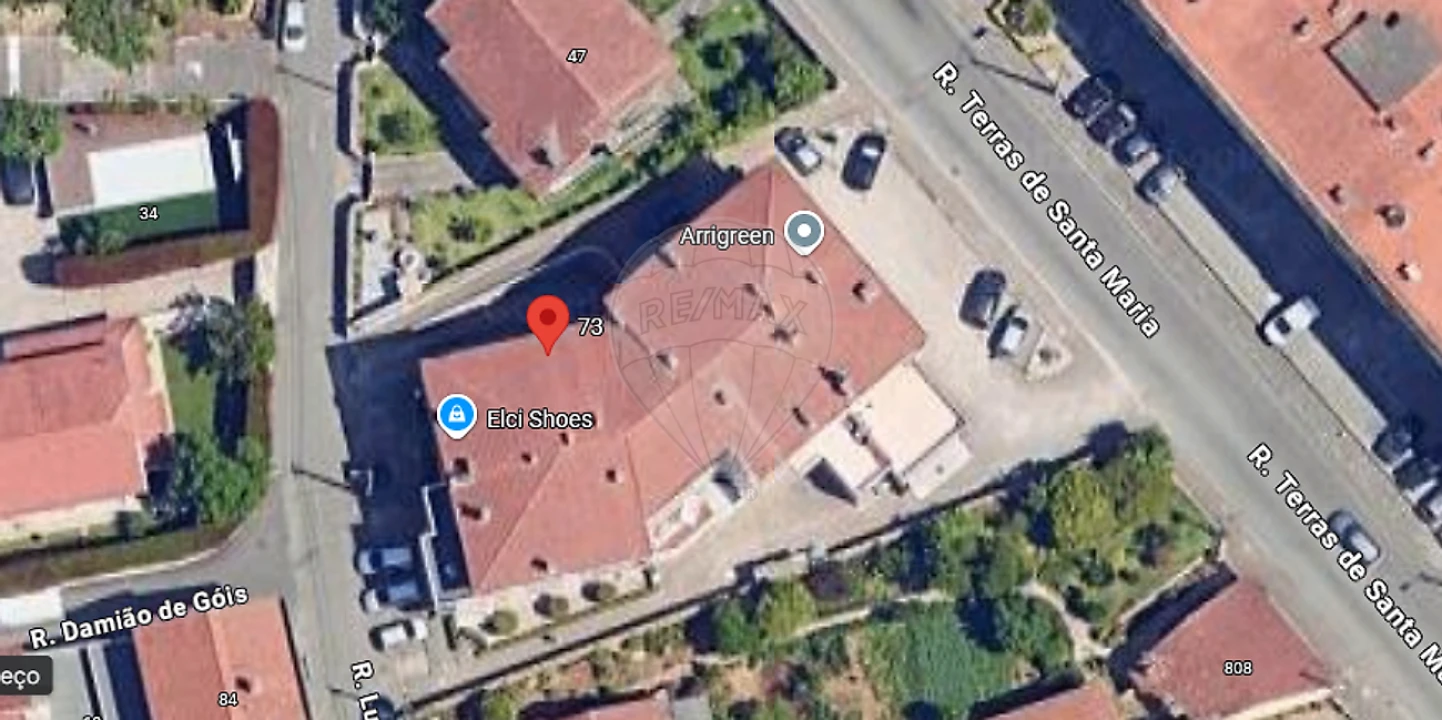 Apartamento T3 para Venda em Arrifana Foto 1