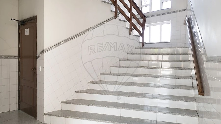 Apartamento T3 para Venda em Arrifana