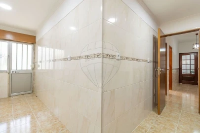 Moradia T5 para Venda em Ramada e Caneças