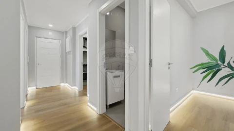 Apartamento T3 para Venda em Castanheira do Ribatejo e Cachoeiras