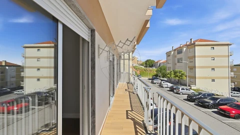 Apartamento T3 para Venda em Castanheira do Ribatejo e Cachoeiras