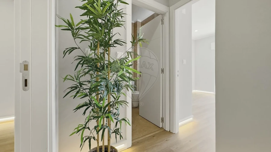 Apartamento T3 para Venda em Castanheira do Ribatejo e Cachoeiras Foto 9