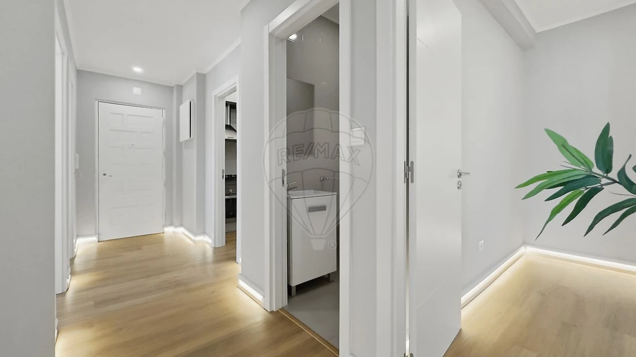 Apartamento T3 para Venda em Castanheira do Ribatejo e Cachoeiras Foto 5