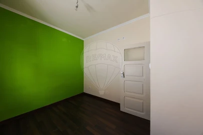 Moradia T2 para Venda em Abrigada e Cabanas de Torres