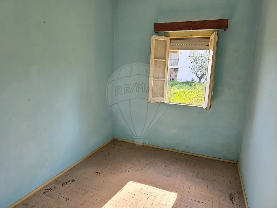 Moradia T3 para Venda em Alverca do Ribatejo e Sobralinho Foto 1