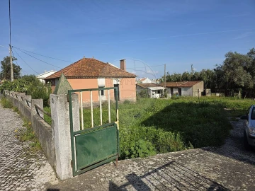 Moradia T3 para Venda em Alverca do Ribatejo e Sobralinho