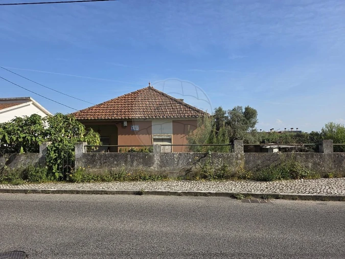 Moradia T3 para Venda em Alverca do Ribatejo e Sobralinho Foto 3