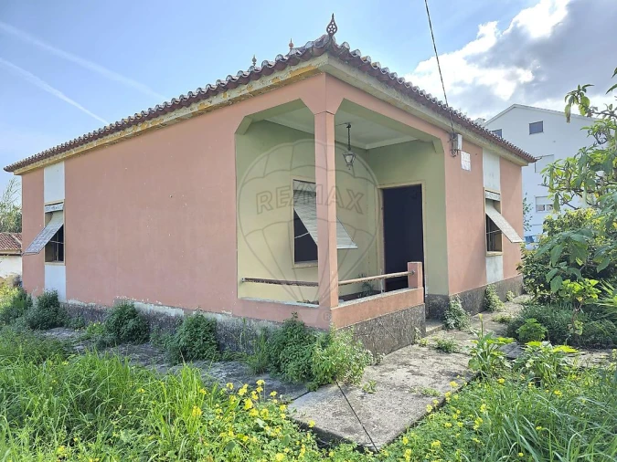 Moradia T3 para Venda em Alverca do Ribatejo e Sobralinho Foto 2