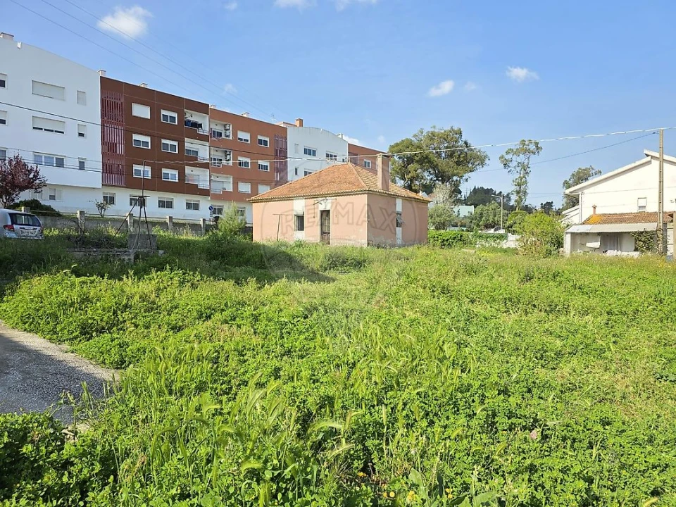 Moradia T3 para Venda em Alverca do Ribatejo e Sobralinho Foto 5