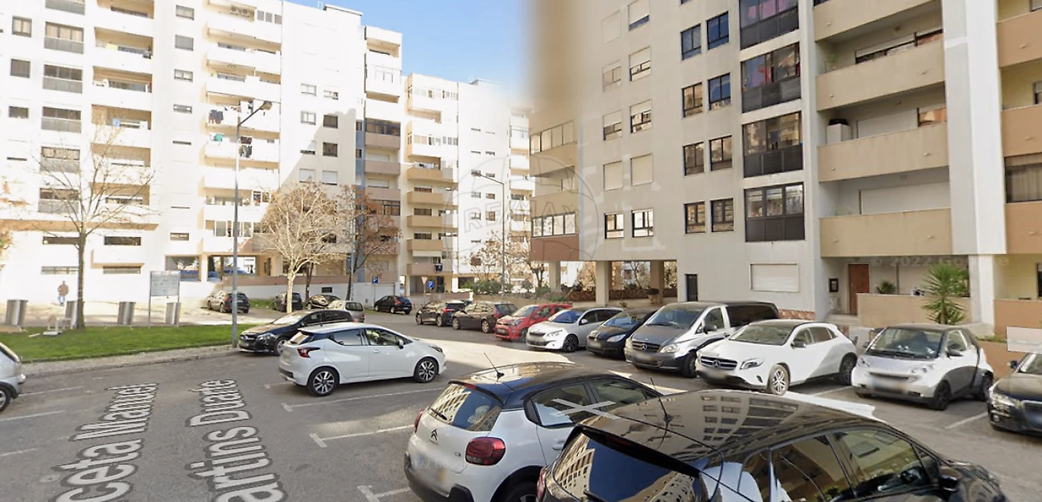 Garagem para Arrendamento em Póvoa de Santa Iria e Forte da Casa Foto 3