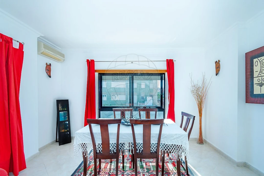 Apartamento T3 para Venda em Santa Iria de Azoia, São João da Talha e Bobadela Foto 21