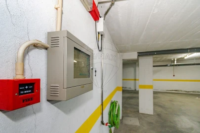 Apartamento T3 para Venda em Santa Iria de Azoia, São João da Talha e Bobadela