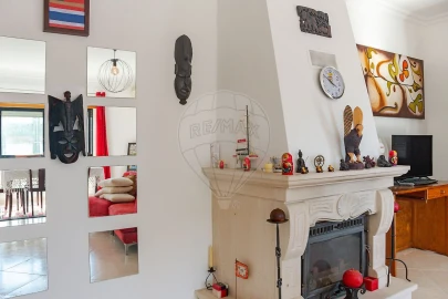 Apartamento T3 para Venda em Santa Iria de Azoia, São João da Talha e Bobadela