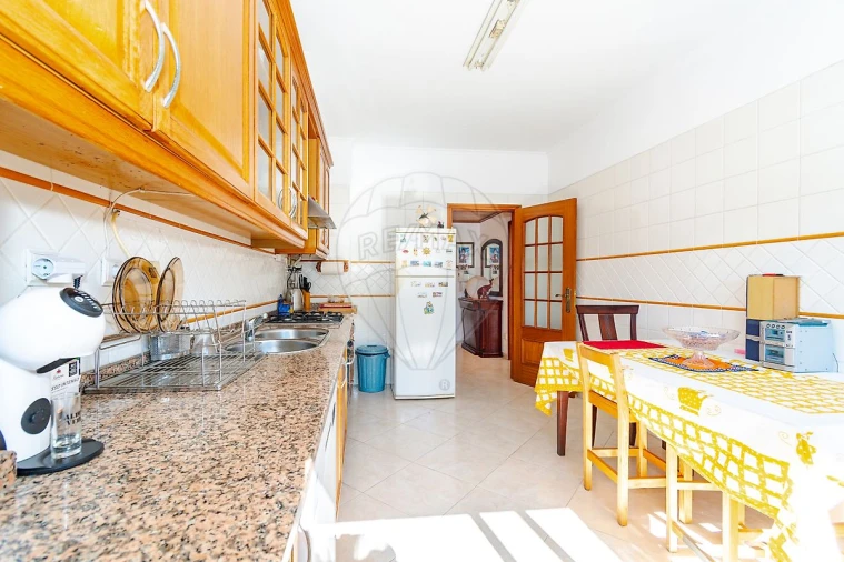 Apartamento T3 para Venda em Santa Iria de Azoia, São João da Talha e Bobadela Foto 18