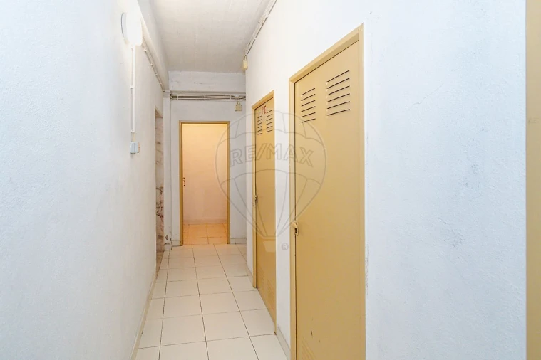 Apartamento T3 para Venda em Santa Iria de Azoia, São João da Talha e Bobadela Foto 32