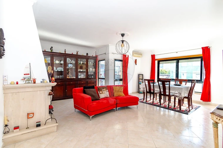 Apartamento T3 para Venda em Santa Iria de Azoia, São João da Talha e Bobadela Foto 19