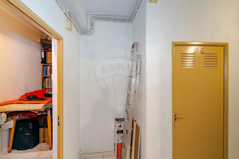 Apartamento T3 para Venda em Santa Iria de Azoia, São João da Talha e Bobadela Foto 33