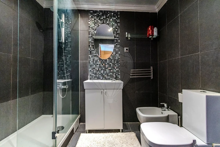 Apartamento T3 para Venda em Santa Iria de Azoia, São João da Talha e Bobadela Foto 4