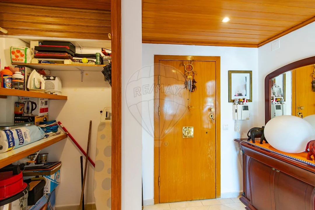 Apartamento T3 para Venda em Santa Iria de Azoia, São João da Talha e Bobadela Foto 13