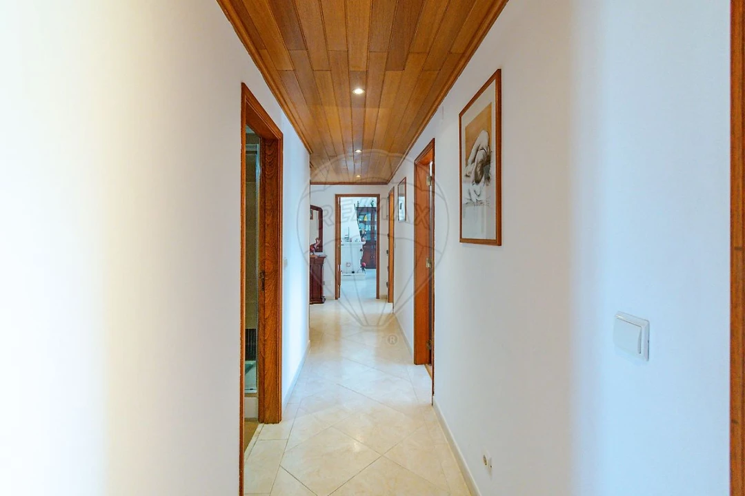 Apartamento T3 para Venda em Santa Iria de Azoia, São João da Talha e Bobadela Foto 10