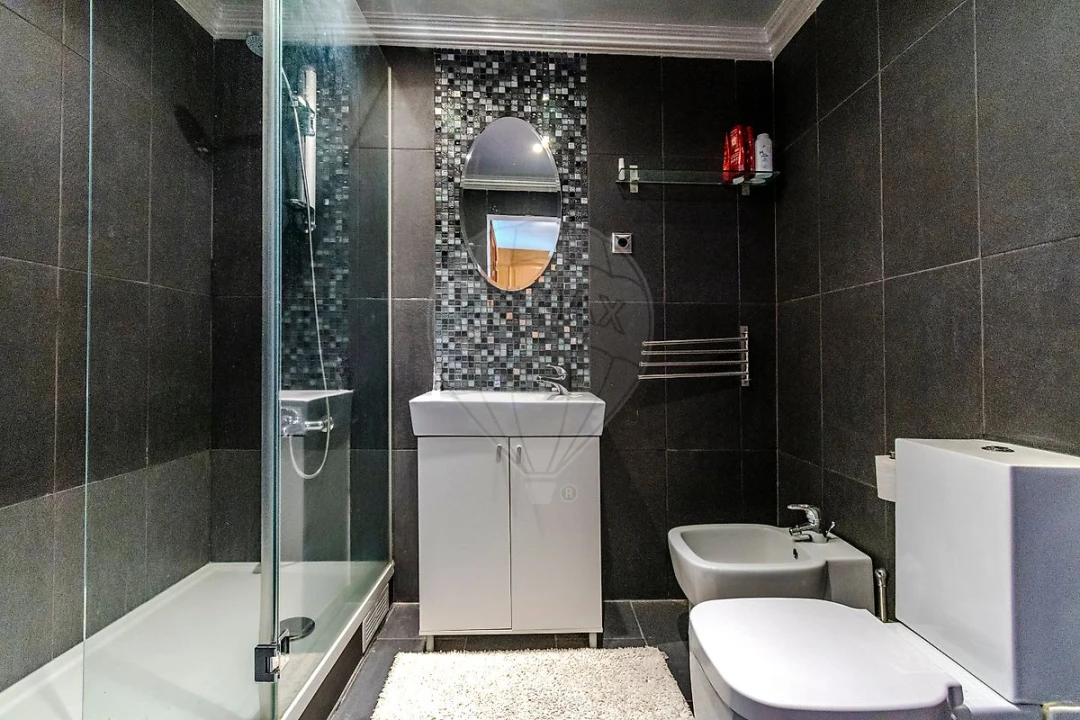 Apartamento T3 para Venda em Santa Iria de Azoia, São João da Talha e Bobadela Foto 4