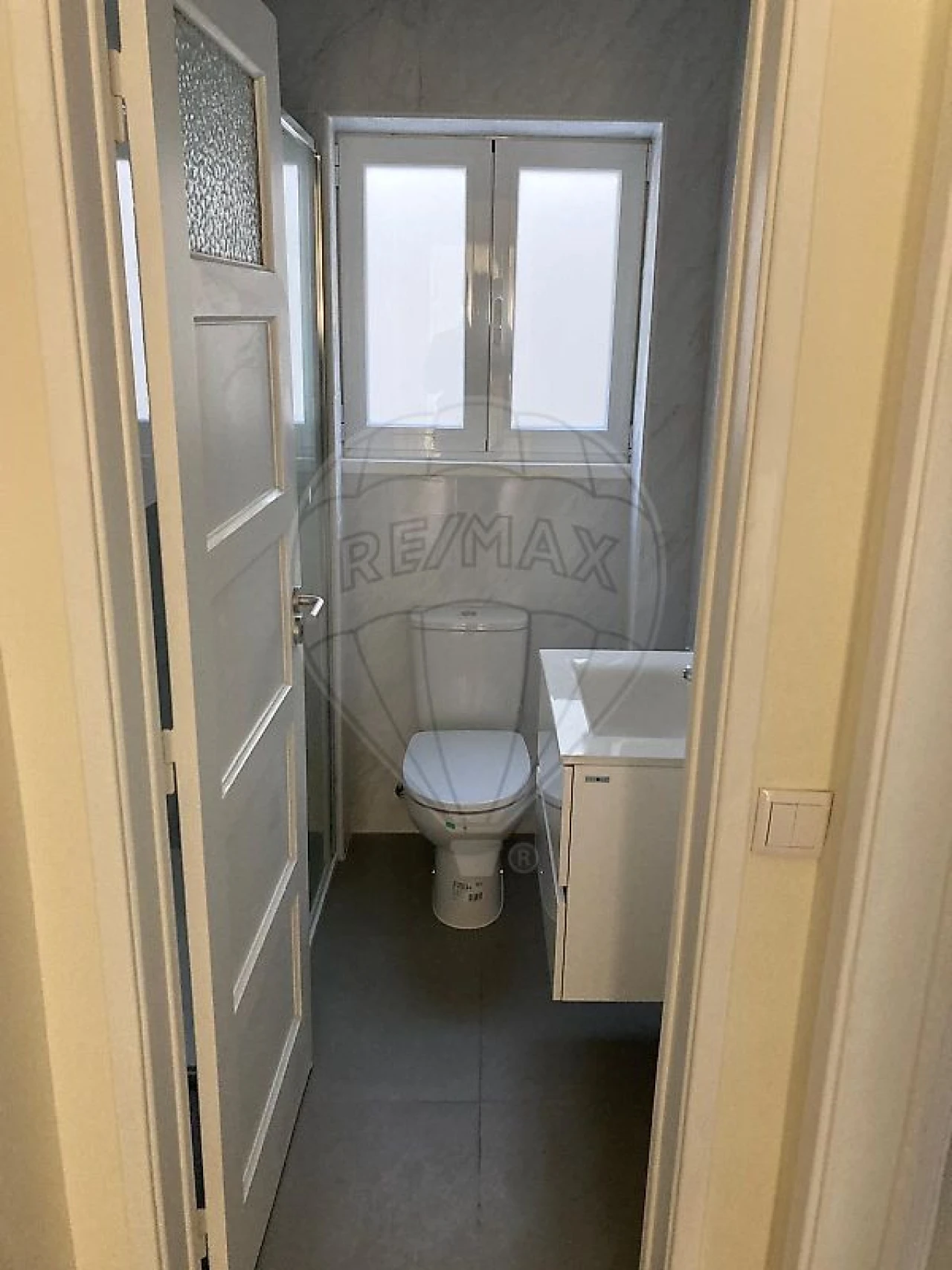 Apartamento T2 para Arrendamento em Nossa Senhora do Pópulo, Coto e São Gregório Foto 13