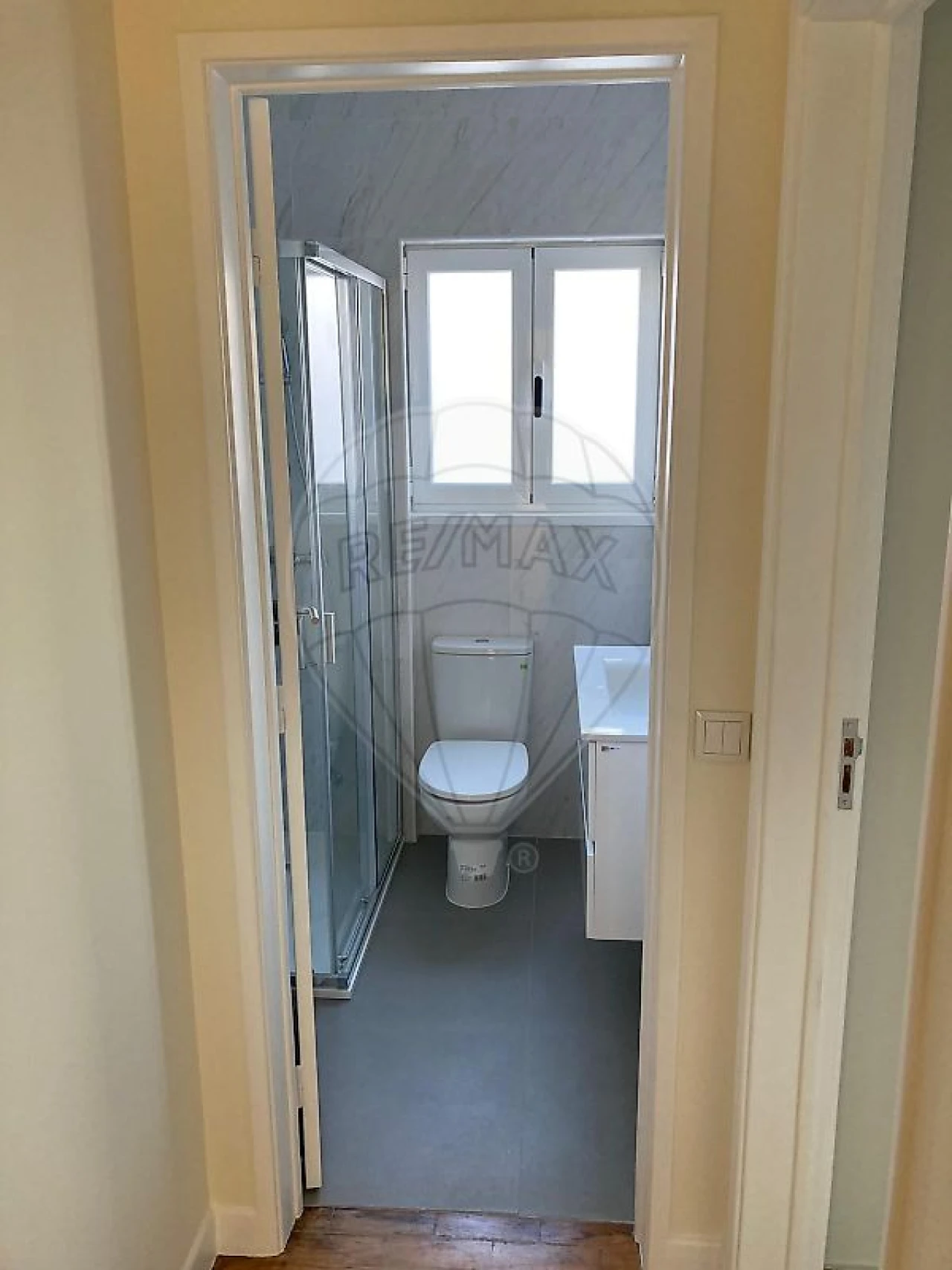 Apartamento T2 para Arrendamento em Nossa Senhora do Pópulo, Coto e São Gregório Foto 5