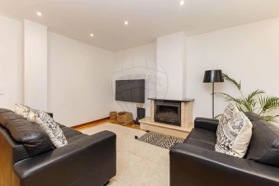 Moradia T4 para Venda em Vilar de Pinheiro